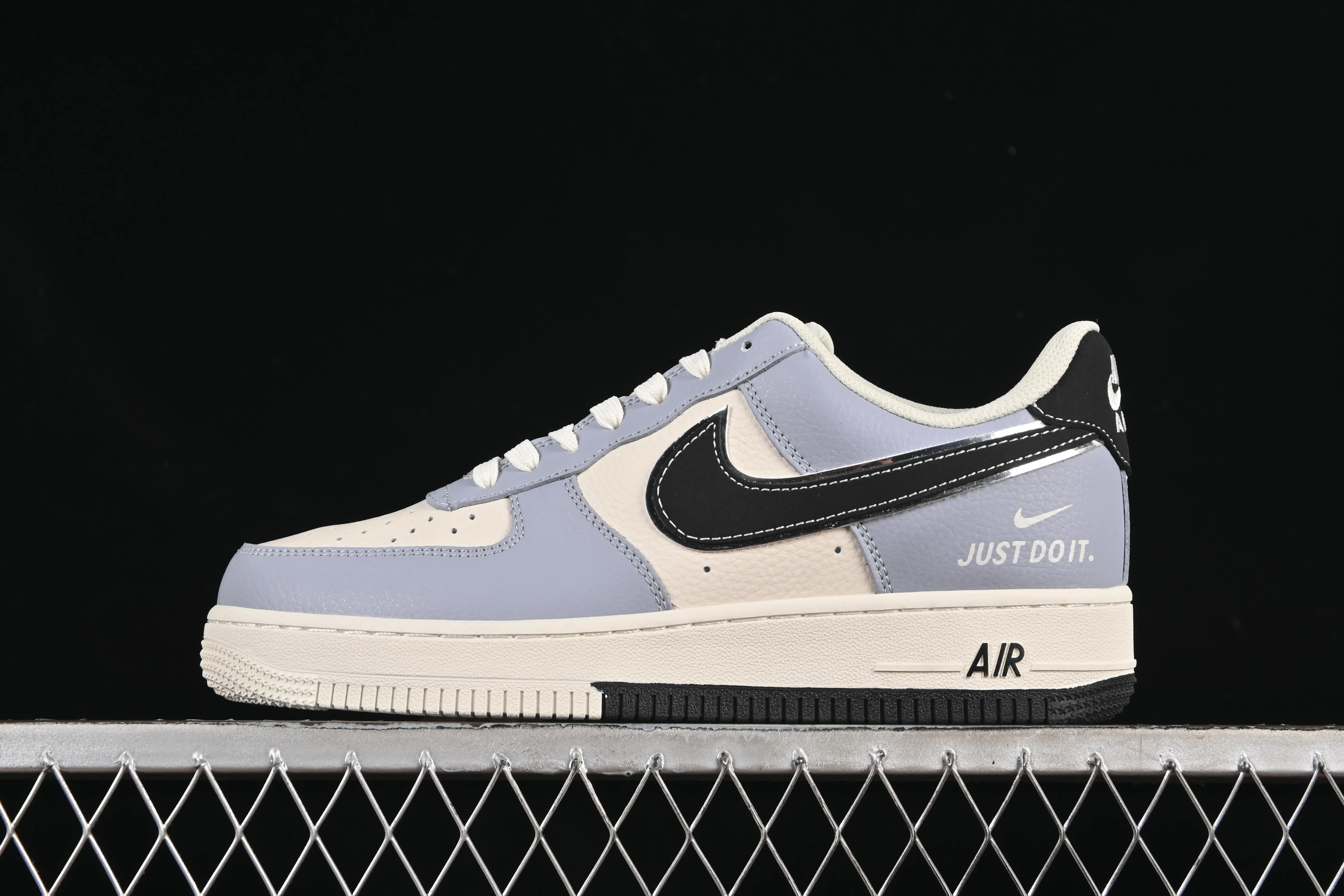 All categories Nk Air Force 1 Air Force series Nk Air Force 1 Low Air Force low top Nike Air Force 1'07 Low "Just Do It" beige and black double spell Air Force 1 low top casual sneakers CS5288-023